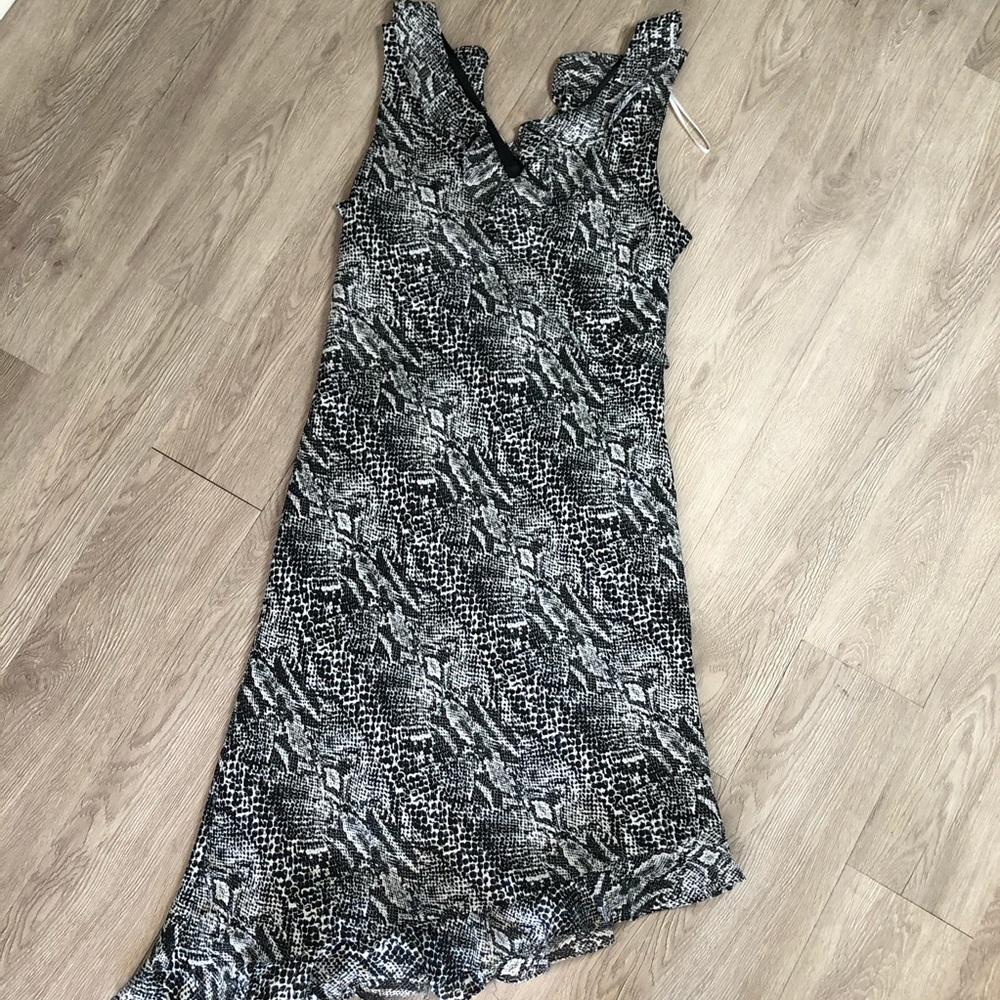 Donna Ricco Sleeveless Dress size 14